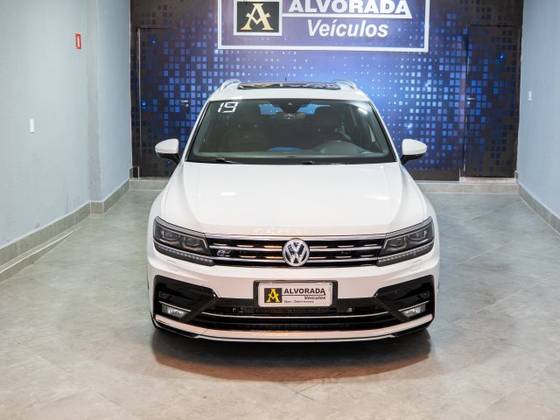 VOLKSWAGEN TIGUAN 2.0 350 TSI GASOLINA ALLSPACE R-LINE 4MOTION DSG VOLKSWAGEN TIGUAN 2.0 350 TSI GASOLINA ALLSPACE R-LINE 4MOTION DSG